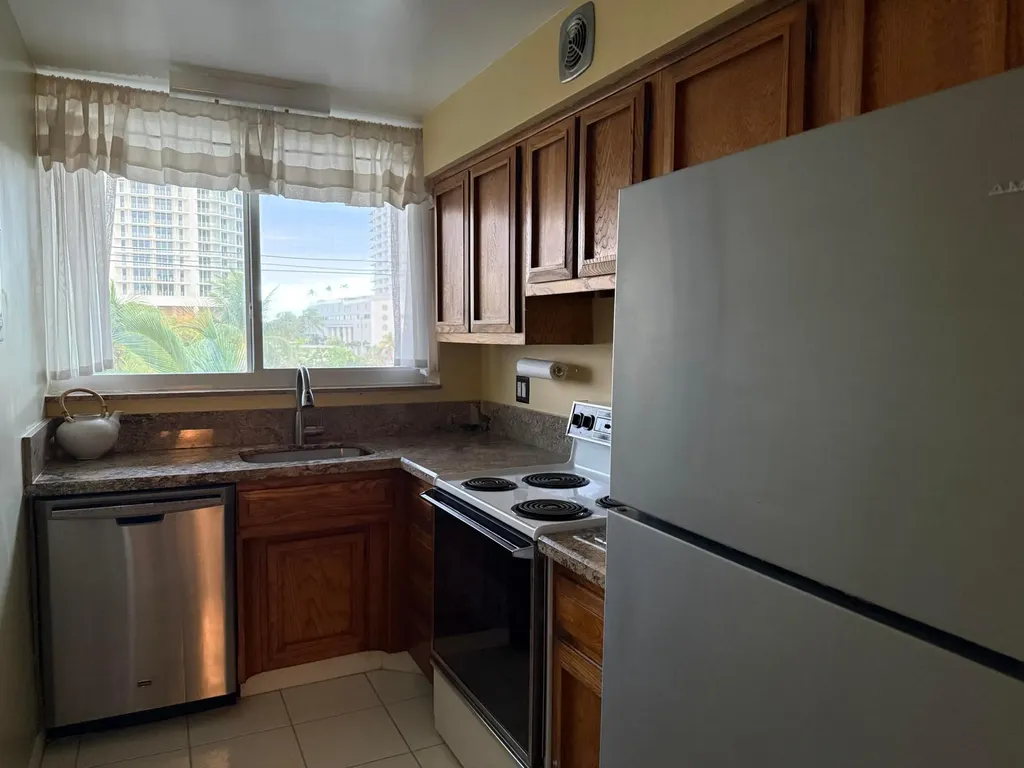 524 Orton Avenue Fort Lauderdale FL 33304