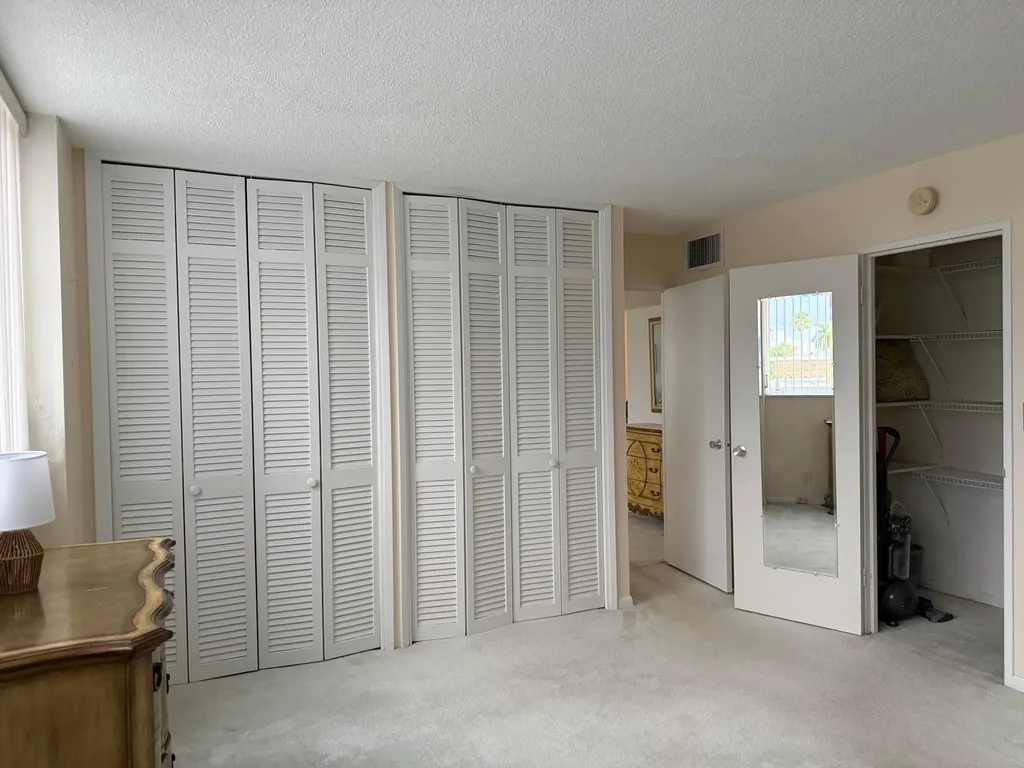 524 Orton Avenue Fort Lauderdale FL 33304