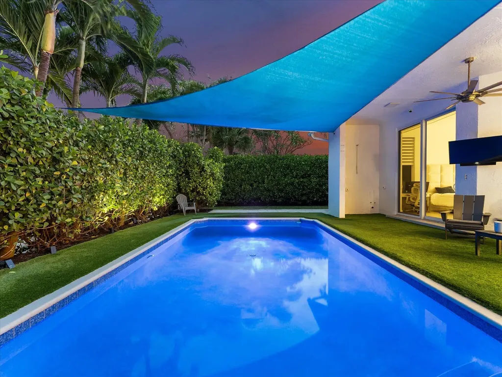 1002 Lake Shore Drive Delray Beach FL 33444