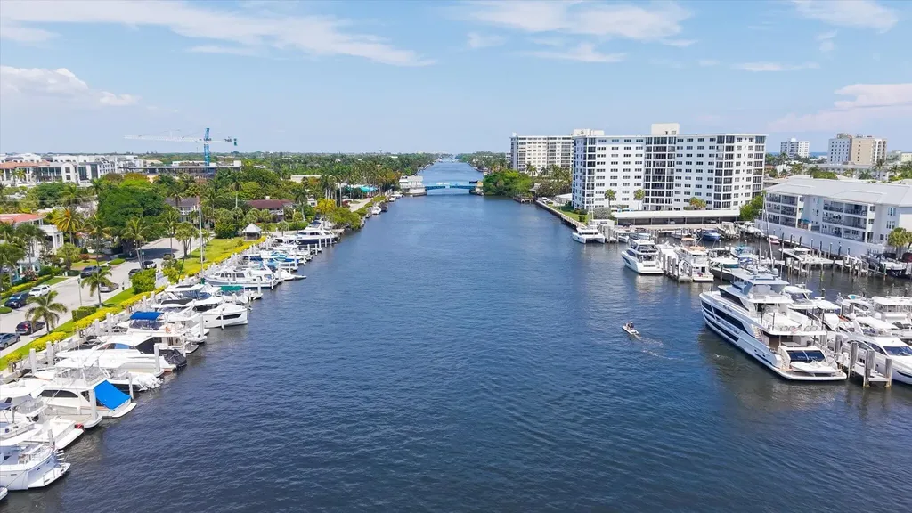 1002 Lake Shore Drive Delray Beach FL 33444