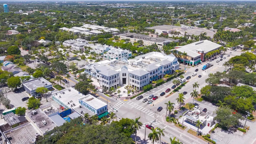 1002 Lake Shore Drive Delray Beach FL 33444