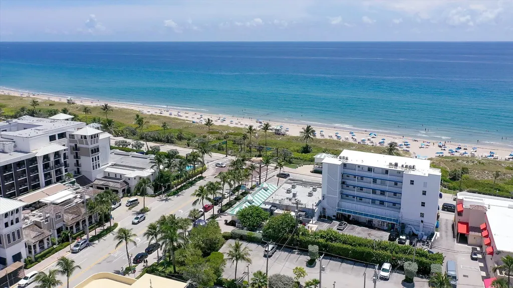1002 Lake Shore Drive Delray Beach FL 33444