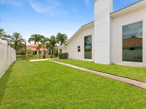 1002 Lake Shore Drive Delray Beach FL 33444