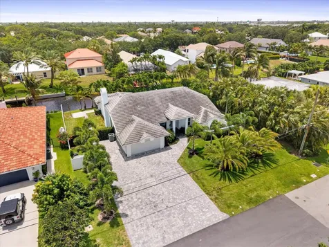 1002 Lake Shore Drive Delray Beach FL 33444