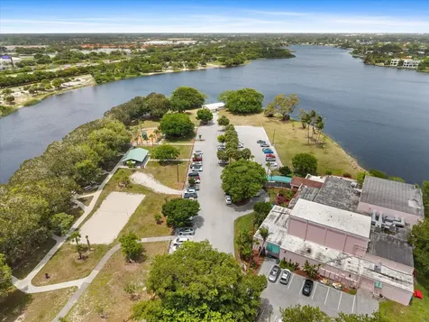 1002 Lake Shore Drive Delray Beach FL 33444