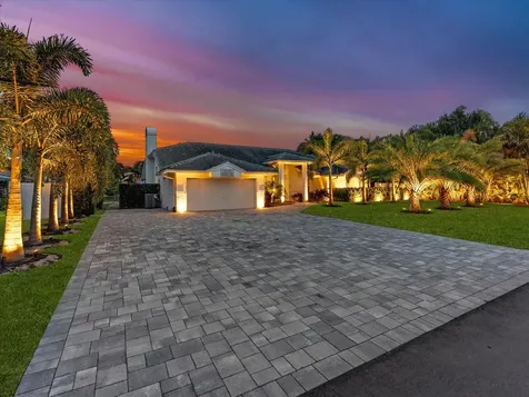 1002 Lake Shore Drive Delray Beach FL 33444