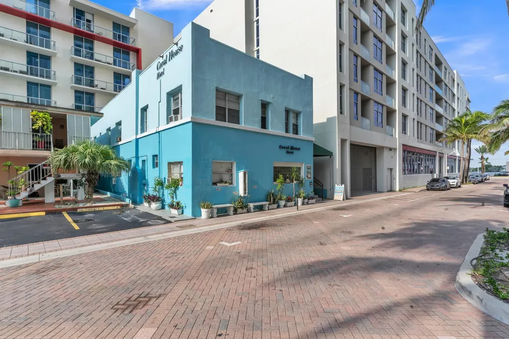 324 Indiana Street Hollywood FL 33019
