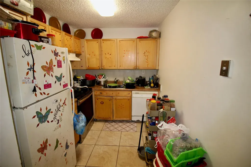 316 Meadows Circle Boynton Beach FL 33436
