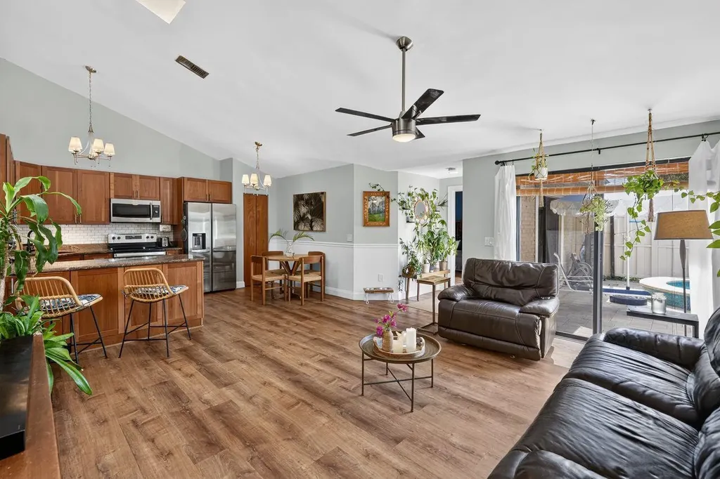 5378 Eagle Lake Drive Palm Beach Gardens FL 33418