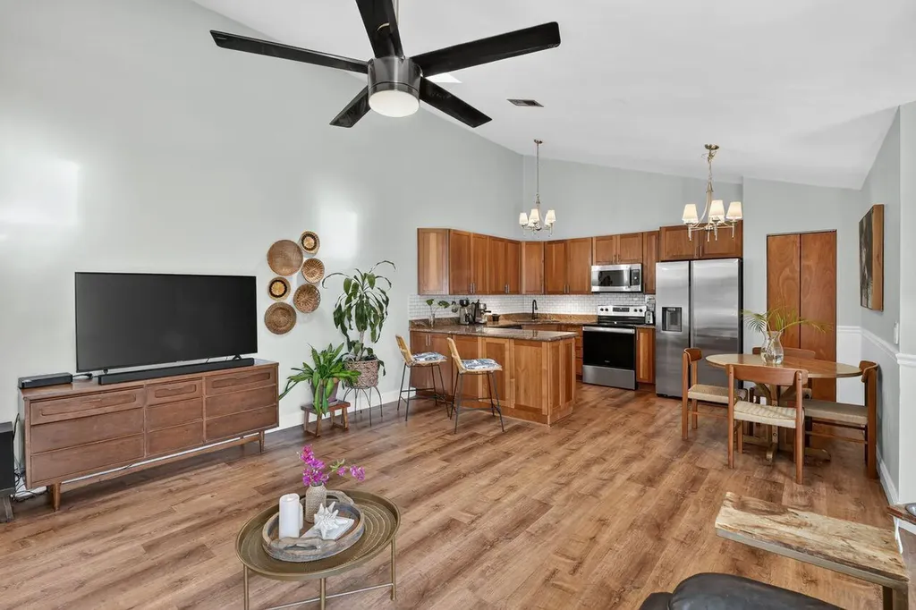 5378 Eagle Lake Drive Palm Beach Gardens FL 33418