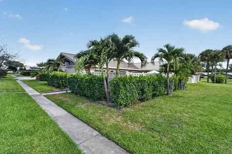 5378 Eagle Lake Drive Palm Beach Gardens FL 33418