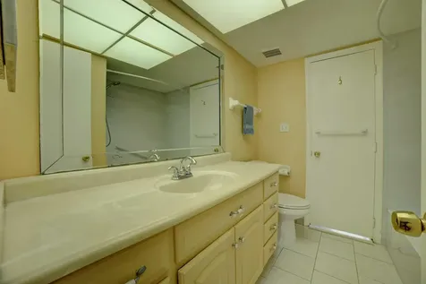1118 Lake Terrace Boynton Beach FL 33426