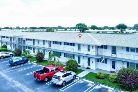 1118 Lake Terrace Boynton Beach FL 33426