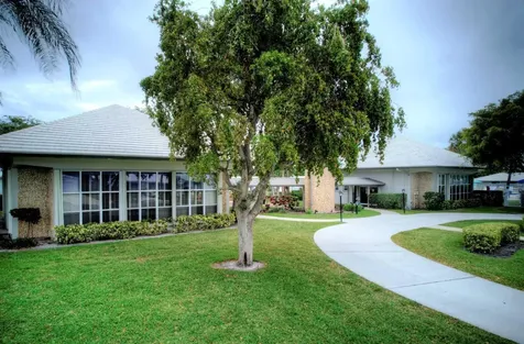 1118 Lake Terrace Boynton Beach FL 33426