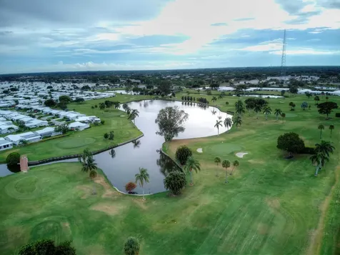 1118 Lake Terrace Boynton Beach FL 33426