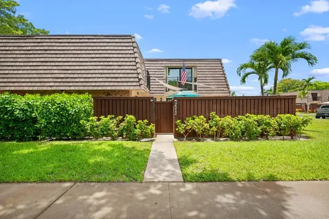 2512 SW 15th Street Deerfield Beach FL 33442
