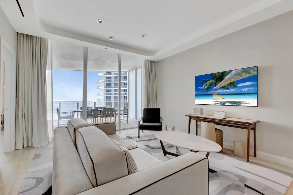 525 N Fort Lauderdale Beach Boulevard Fort Lauderdale FL 33304