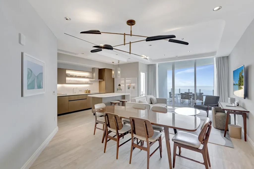 525 N Fort Lauderdale Beach Boulevard Fort Lauderdale FL 33304