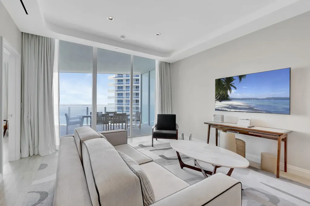 525 N Fort Lauderdale Beach Boulevard Fort Lauderdale FL 33304