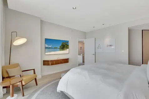 525 N Fort Lauderdale Beach Boulevard Fort Lauderdale FL 33304