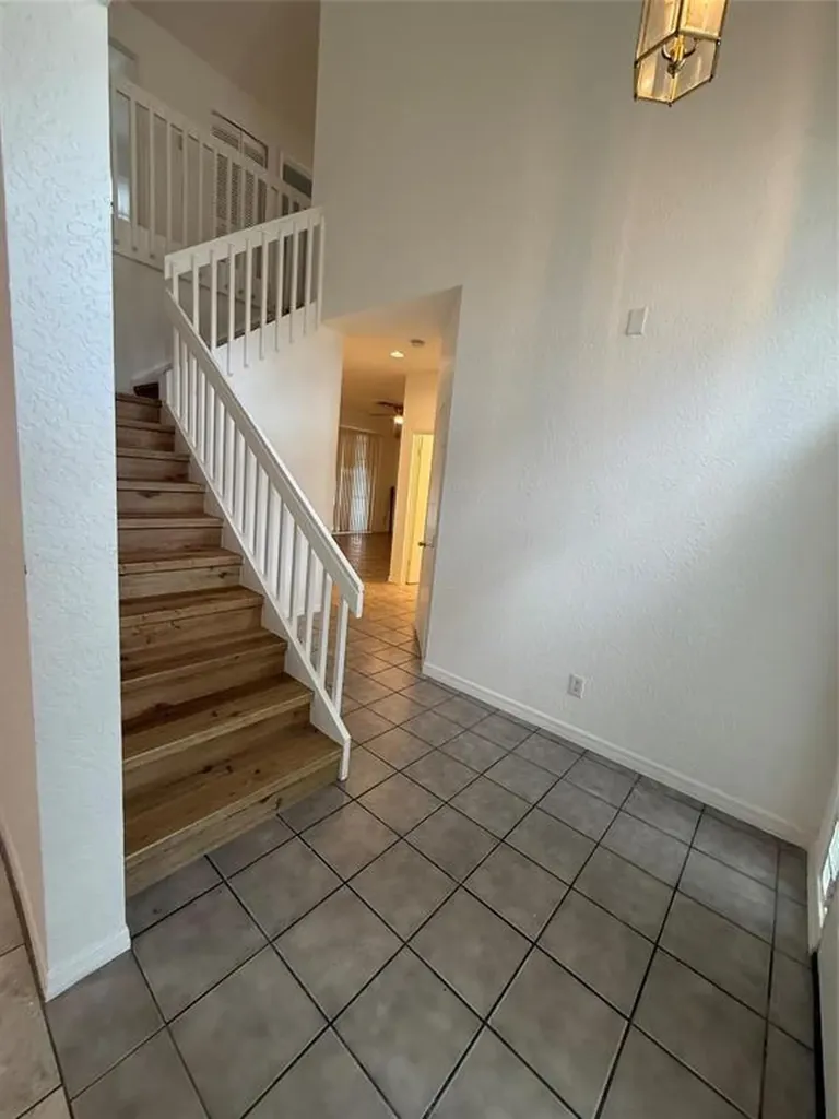 2927 Bogota Avenue Hollywood FL 33026