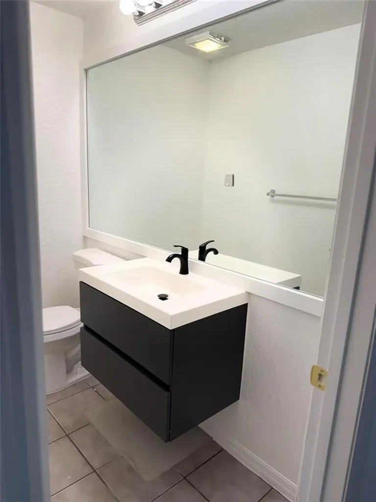 2927 Bogota Avenue Hollywood FL 33026