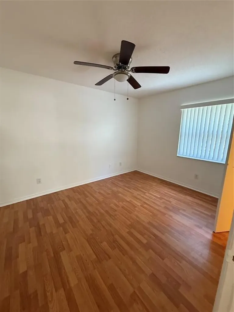 2927 Bogota Avenue Hollywood FL 33026
