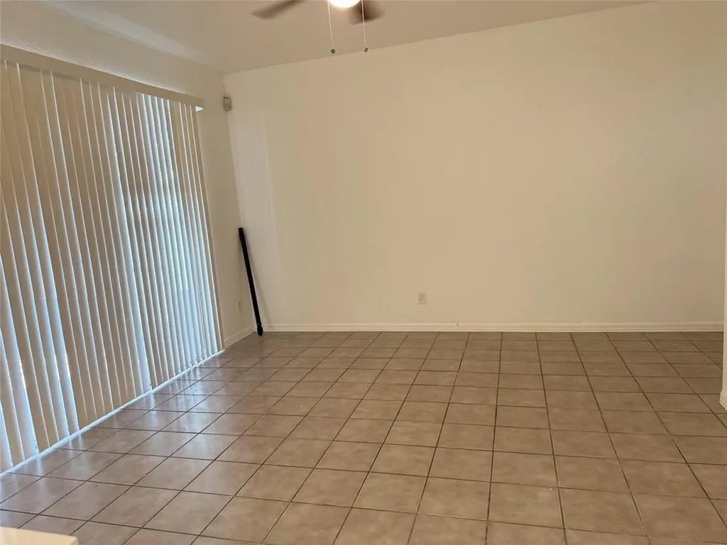 2927 Bogota Avenue Hollywood FL 33026