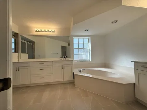 2927 Bogota Avenue Hollywood FL 33026