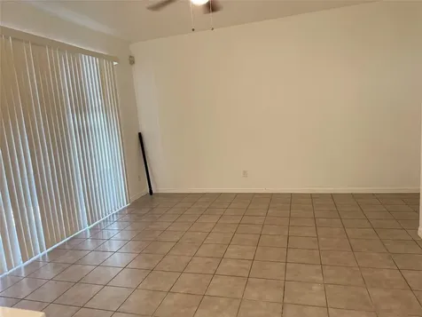 2927 Bogota Avenue Hollywood FL 33026