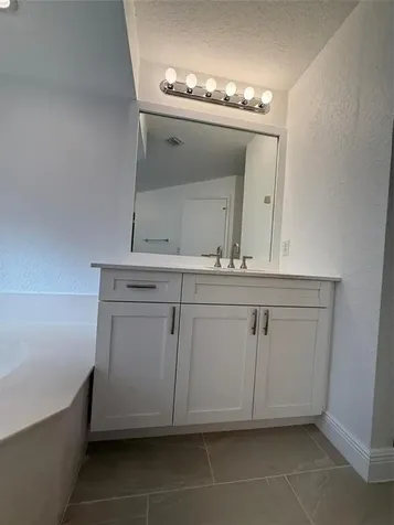 2927 Bogota Avenue Hollywood FL 33026