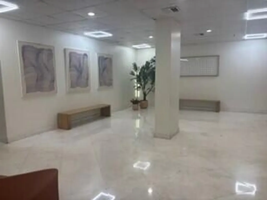 2780 NE 183rd Street Aventura FL 33160