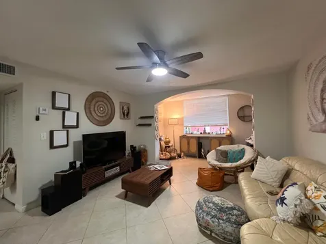 700 Scotia Drive Hypoluxo FL 33462