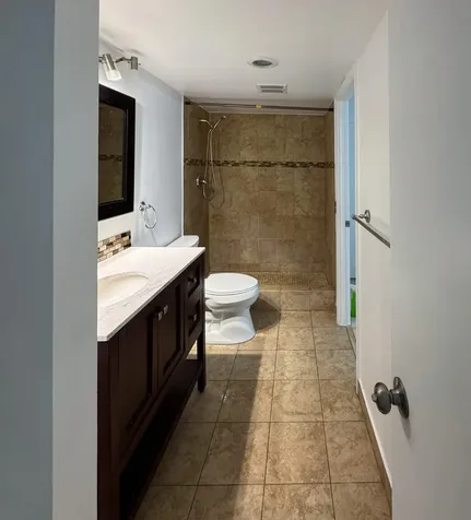 4166 Inverrary Drive Lauderhill FL 33319