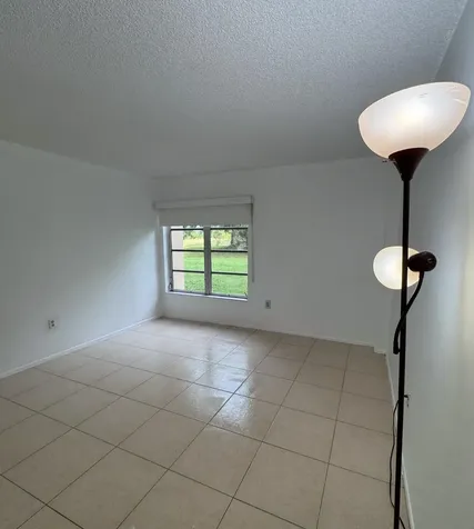 4166 Inverrary Drive Lauderhill FL 33319