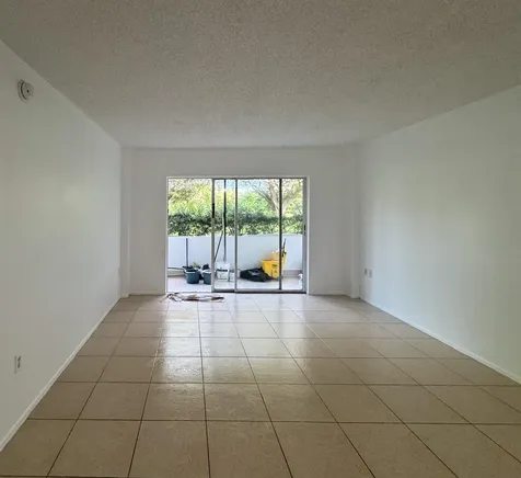 4166 Inverrary Drive Lauderhill FL 33319
