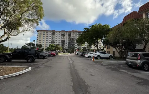 4166 Inverrary Drive Lauderhill FL 33319