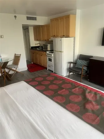 19201 Collins Avenue Sunny Isles Beach FL 33160