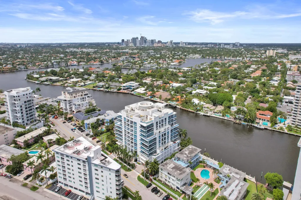 715 Bayshore Drive Fort Lauderdale FL 33304