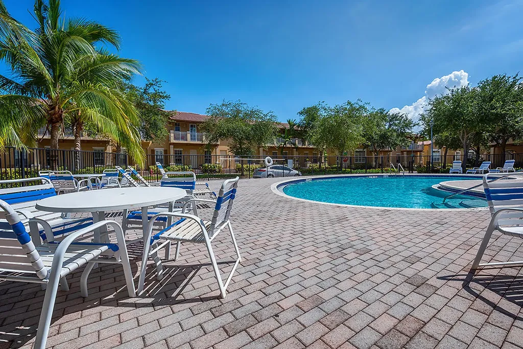 2502 NW 4th Street Boynton Beach FL 33426