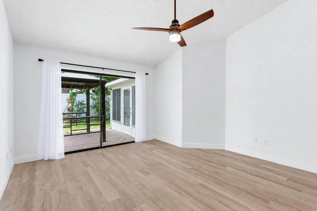 117 Sherwood Drive Royal Palm Beach FL 33411