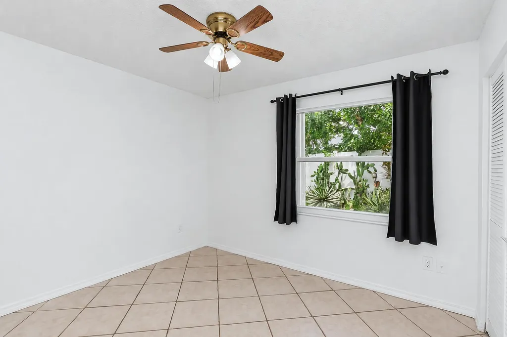 117 Sherwood Drive Royal Palm Beach FL 33411