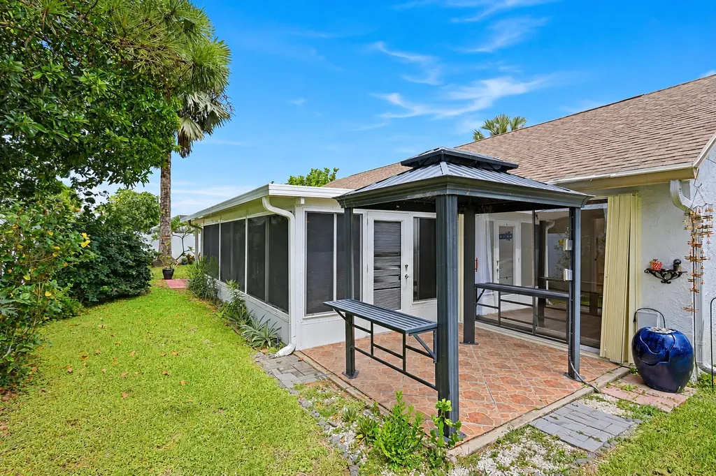 117 Sherwood Drive Royal Palm Beach FL 33411
