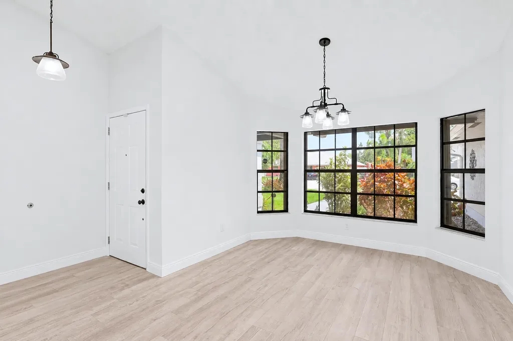 117 Sherwood Drive Royal Palm Beach FL 33411