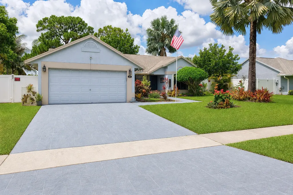 117 Sherwood Drive Royal Palm Beach FL 33411
