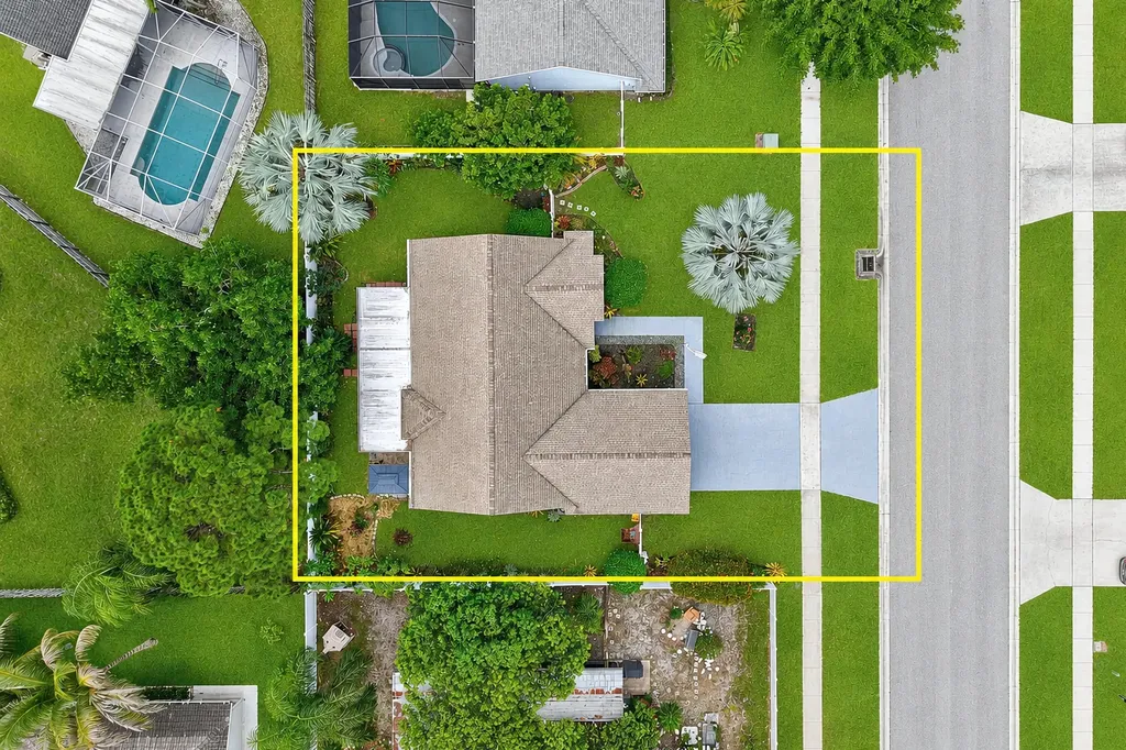 117 Sherwood Drive Royal Palm Beach FL 33411