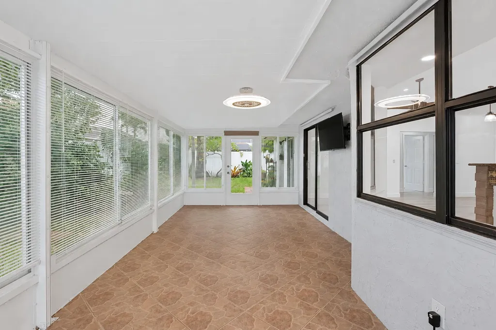 117 Sherwood Drive Royal Palm Beach FL 33411