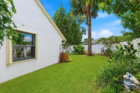117 Sherwood Drive Royal Palm Beach FL 33411