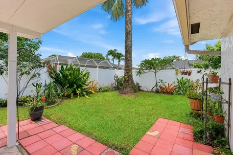117 Sherwood Drive Royal Palm Beach FL 33411