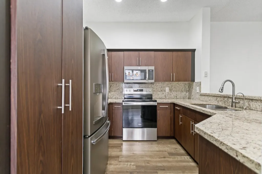 1071 Bluewood Terrace Weston FL 33327